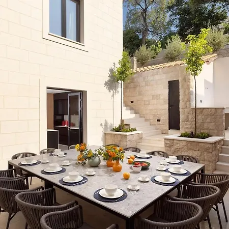 Amari Plano, Luxury 7br Villa, Βίλα Ντουμπρόβνικ