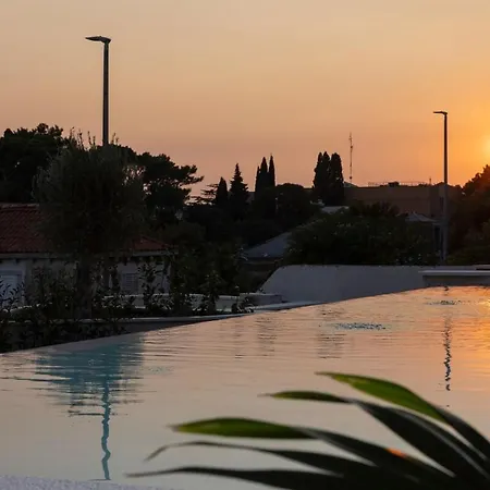 וילה Amari Plano, Luxury 7br Villa, דוברובניק